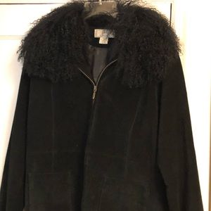 Women’s 100% Black suede jacket size XL